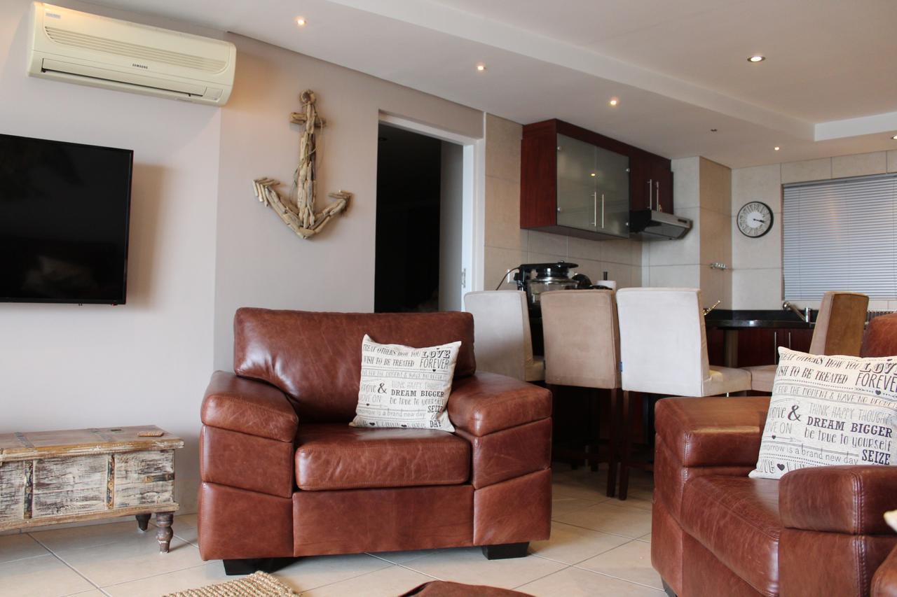 Seafront Apartment In Mossel Bay Exteriör bild