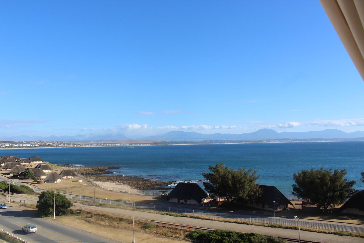 Seafront Apartment In Mossel Bay Exteriör bild