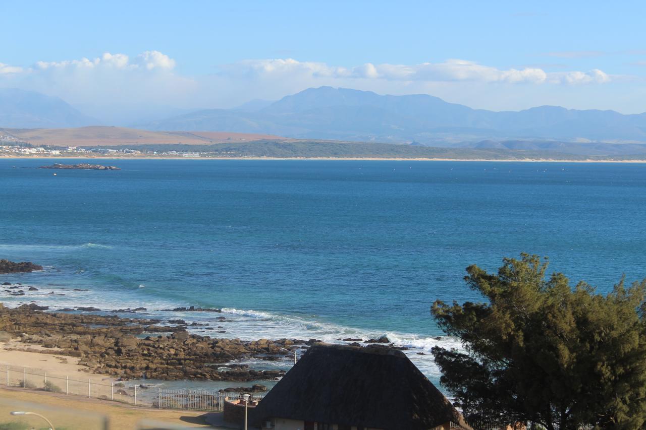 Seafront Apartment In Mossel Bay Exteriör bild